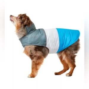 32 Degrees Heat Medium Dog Jacket Puffer Vest Adjustable Collared Colorblock